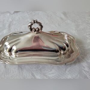VTG.Oneida  Elegant Silver Butter Dish With Glass Insert GUC